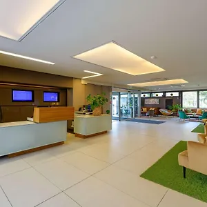 מלון Novotel Am Messezentrum