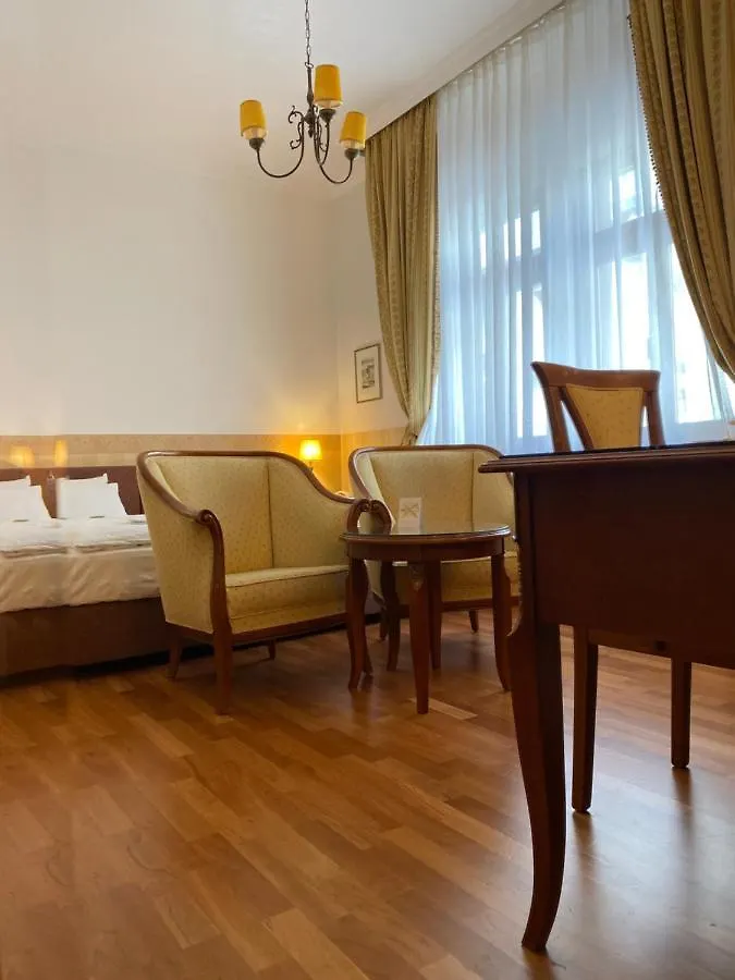 Hotel Deutscher Kaiser Norimberga